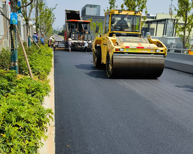 沥青路面施工